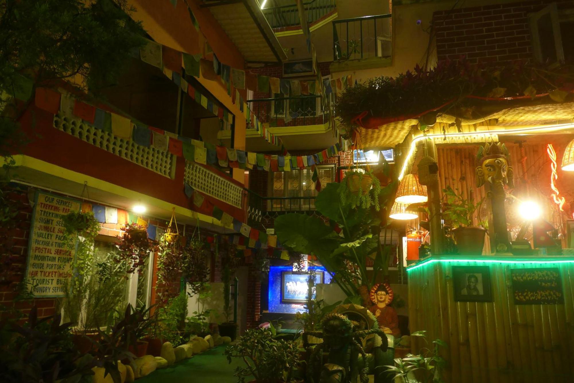 Nirvana Green Peace Home Catmandu Exterior foto