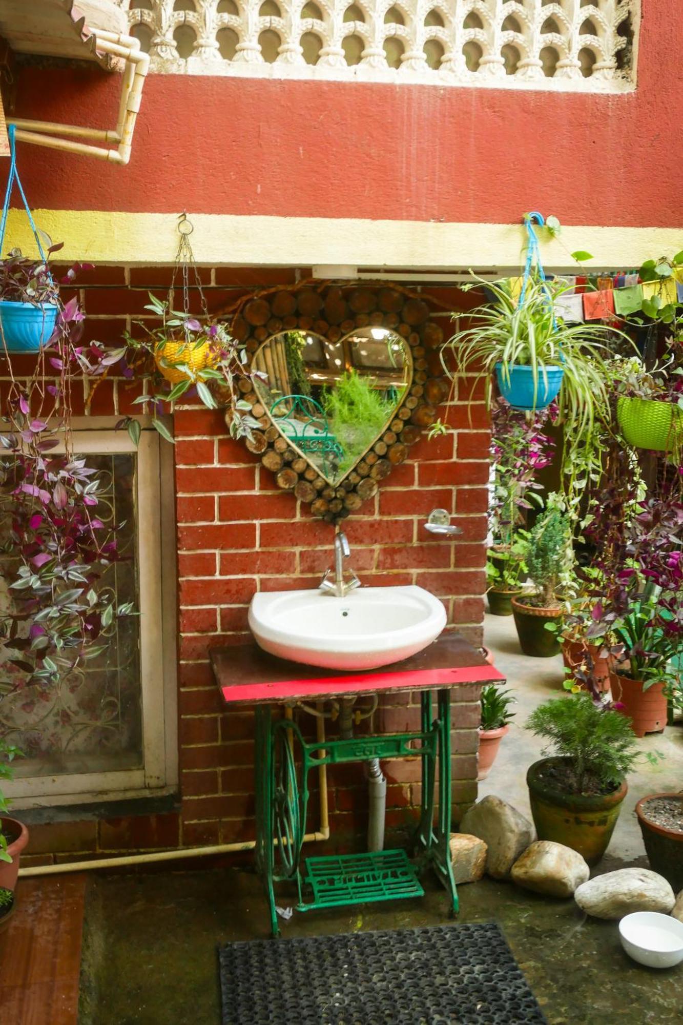 Nirvana Green Peace Home Catmandu Exterior foto